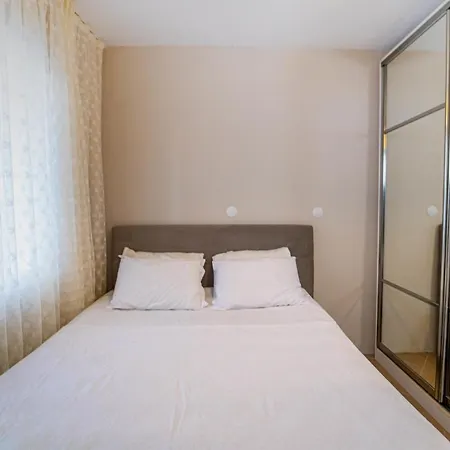 Flat With Balcony Close To Calis Beach In Fethiye 아파트